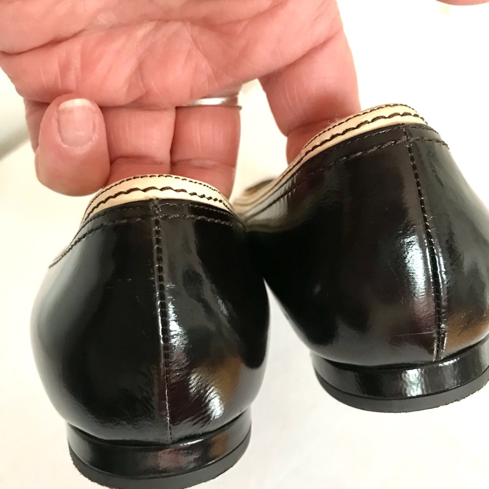 Authentic Louis Vuitton shoes/ flats - Picture 7 of 16
